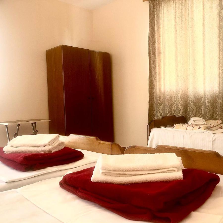 Nika Inn 코불레티 외부 사진