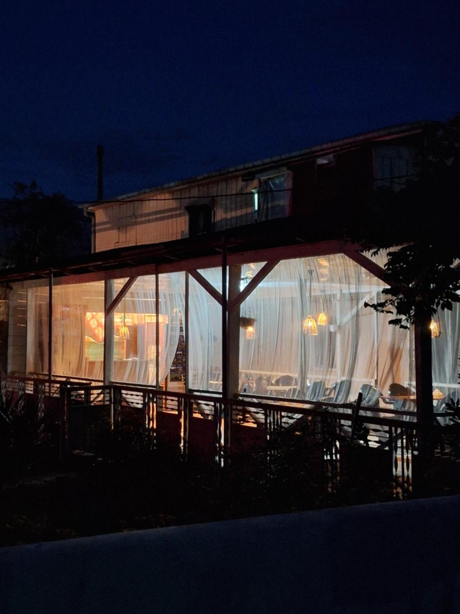 Nika Inn 코불레티 외부 사진